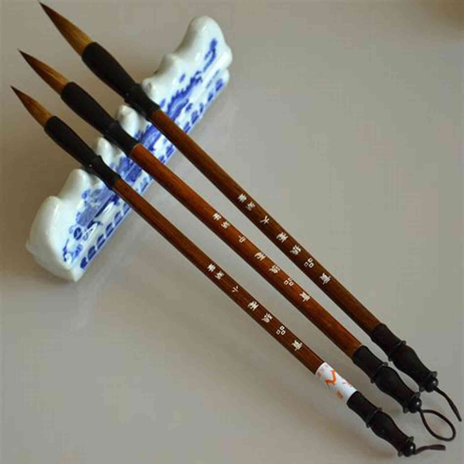 A Chinese Calligraphy Brush With Chinese Characters, Representing Chinese Poetry Translation Translating Tagore S Stray Birds Into Chinese: Applying Systemic Functional Linguistics To Chinese Poetry Translation (Routledge Studies In Chinese Translation)