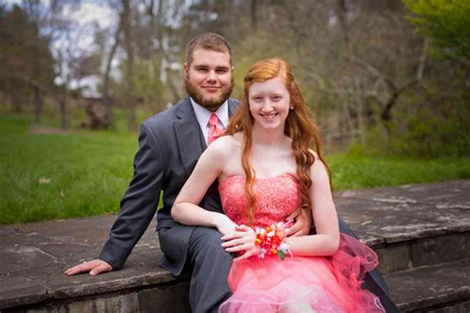 Capture Your Prom Memories You Go To Prom: A Micro Mini Romance